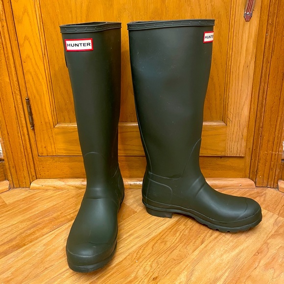 Dark Olive Hunter Boots - Picture 3 of 4